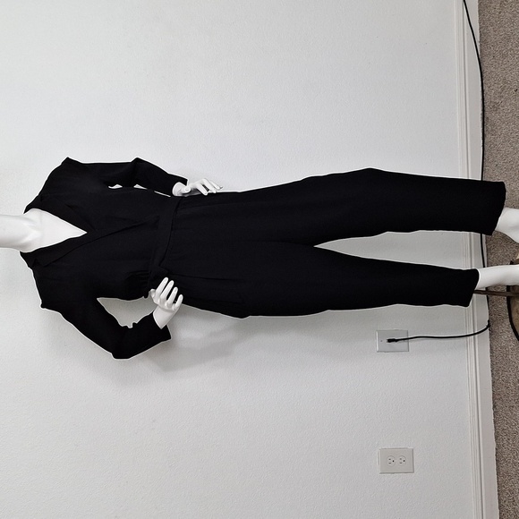 Modern Citizen Black Romantic Goth Surplice V-Neck Collared Belted Jumpsuit *S - Picture 1 of 8